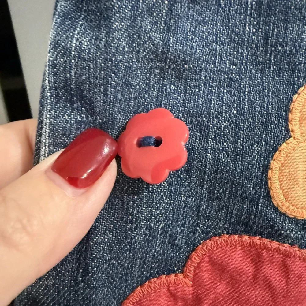 Gymboree Girls Floral Flare Stone Washed Boot Cut Jeans Size 5 Flowers Buttons